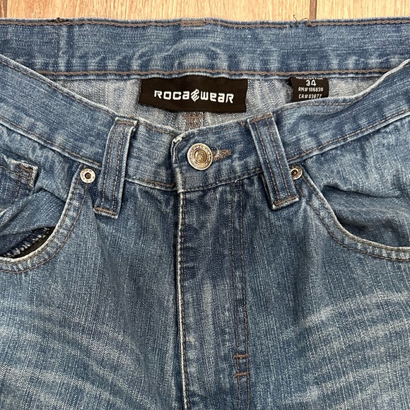 Rocawear Jeans Size 34 - Picture 4 of 4